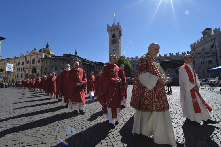 Feste vigiliane, Trento (TN), Trentino Alto Adige Giugno, fotografo: Alessio Coser, archivio ICPI Feste vigiliane, Trento (TN), Trentino Alto Adige Giugno, fotografo: Alessio Coser, archivio ICPI