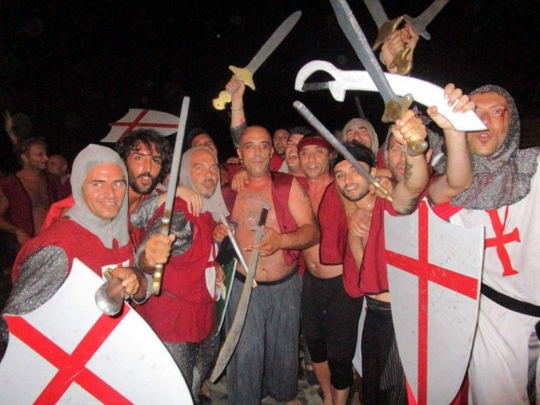 La tana dei turchi, San Terenzo - Lerici (SP), Liguria, fotografo: Pro Loco San Terenzo, archivio ICPI La tana dei turchi, San Terenzo - Lerici (SP), Liguria, fotografo: Pro Loco San Terenzo, archivio ICPI